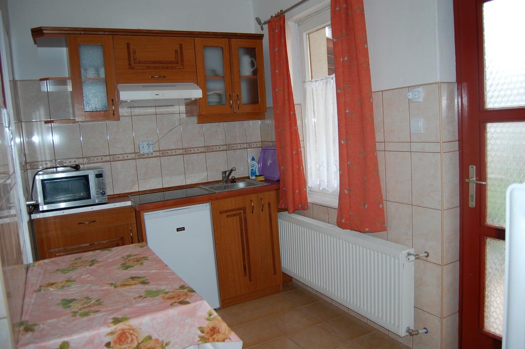Zach Klara Utcai Apartman Visegrád Exterior photo